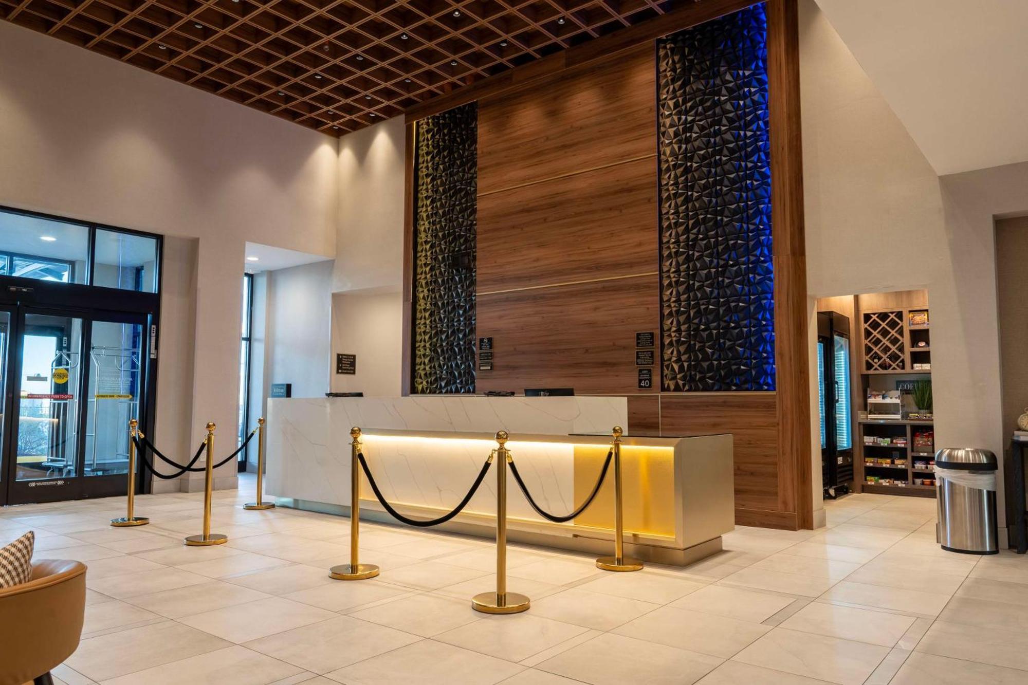 Doubletree By Hilton Fort Worth Fossil Creek Екстериор снимка